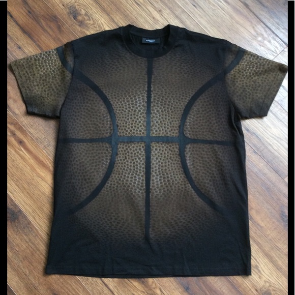 NWOT! Givenchy Columbian Basketball Fit T shirt - Picture 6 of 9